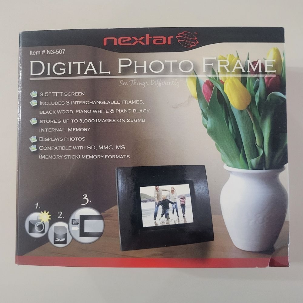 Nextar Digital Photo Frame